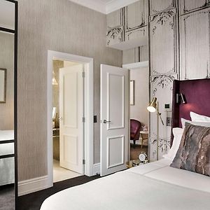 Junior King Suite High Floor